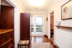 Entrance Hallway- click for photo gallery